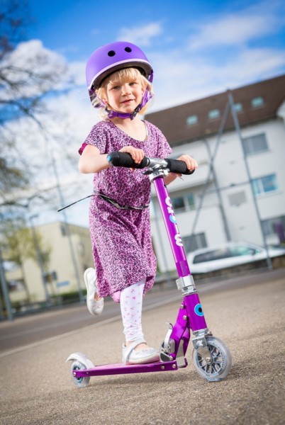 Micro Tretroller Scooter Sprite lila gestreift