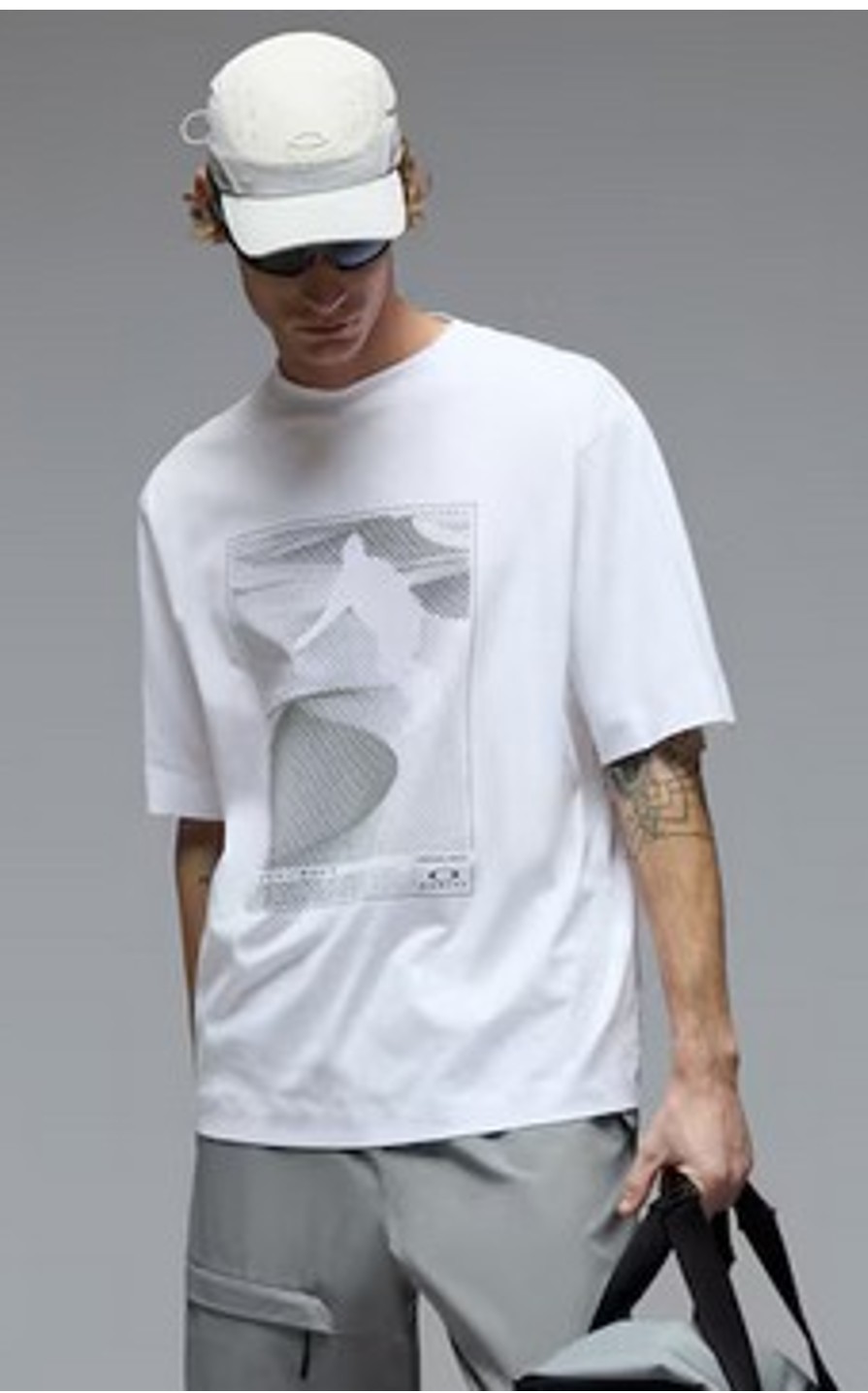 Oakley Herren T-Shirt Sandboard Pitch Weiß