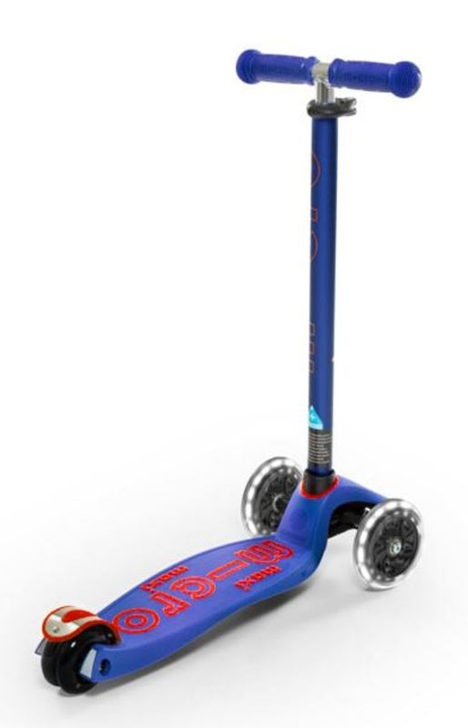 Micro Scooter Maxi Micro Deluxe LED Blau
